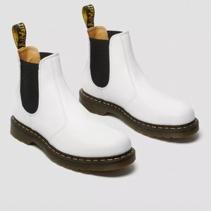 Dr. Martens Ankle Chelsea Boot White